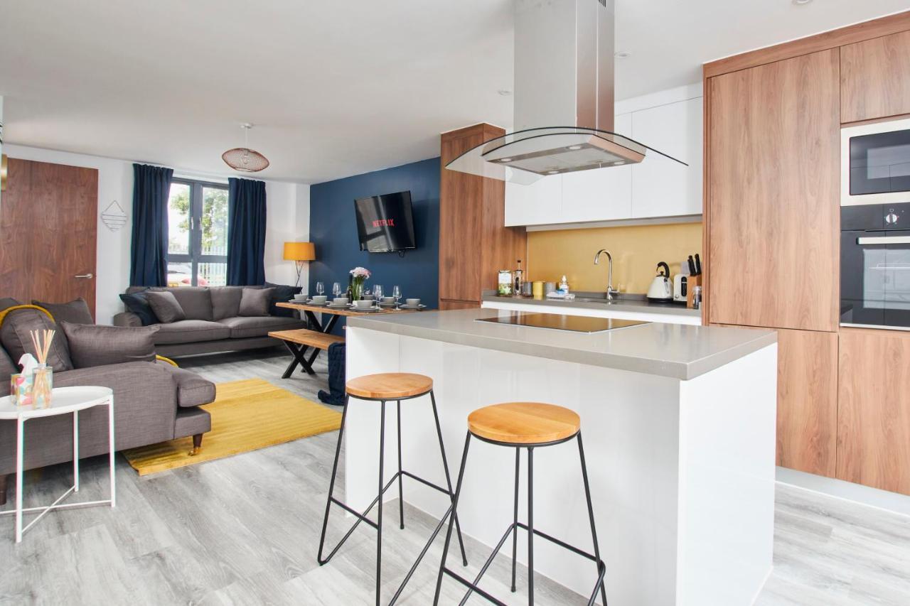 Fabulous 5 Bed House W Parking Villa Manchester Kültér fotó