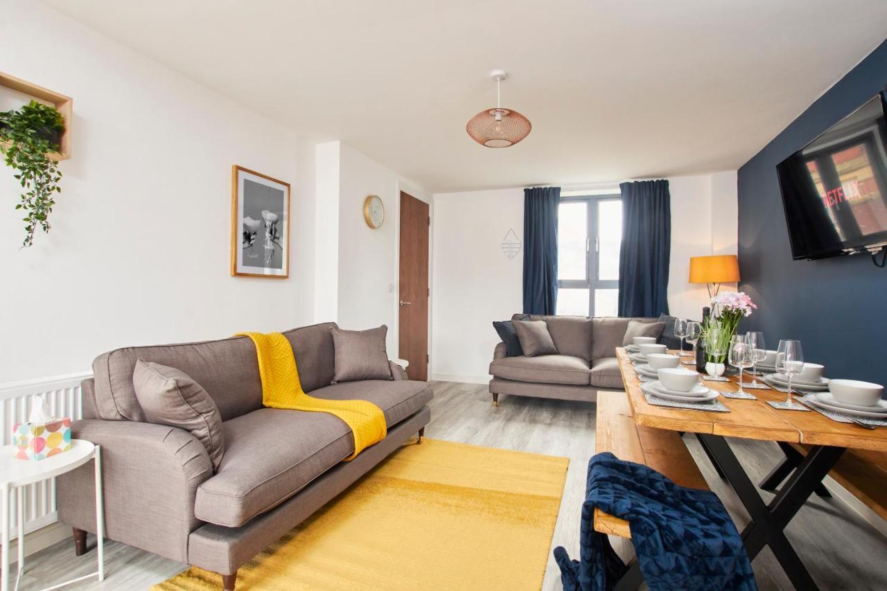 Fabulous 5 Bed House W Parking Villa Manchester Kültér fotó